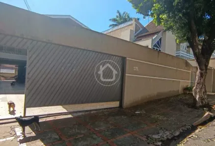Casa com 4 Quartos à venda, 300m² no Vila Rosa Pires, Campo Grande