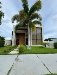 Casa de Condomínio com 3 Quartos para alugar, 350m² no Alphaville (Abrantes), Camaçari