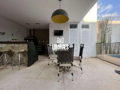 Casa de Condomínio com 3 Quartos à venda, 120m² no Laranjeiras, Uberlândia