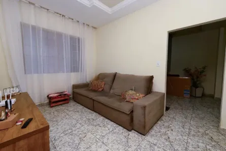 Casa com 3 Quartos à venda, 240m² no Jardim Riacho das Pedras, Contagem