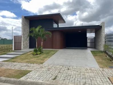 Casa de Condomínio com 3 Quartos à venda, 150m² no Universitário, Caruaru