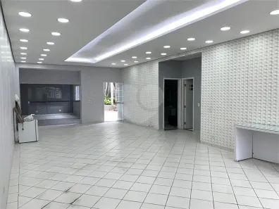 Casa com 3 Quartos à venda, 202m² no Vila Gumercindo, São Paulo