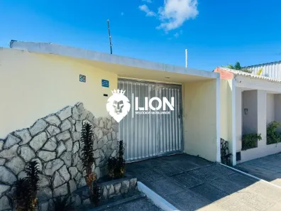 Casa com 3 Quartos para alugar, 123m² no Antares, Maceió