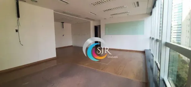 Sala Comercial à venda, 106m² no Vila Olímpia, São Paulo