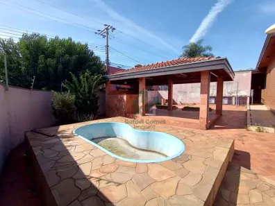 Casa com 3 Quartos para alugar, 166m² no Jardim Novo I, Mogi Guaçu