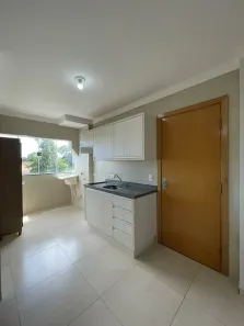 Apartamento com 2 Quartos para alugar, 40m² no Vila Santo Antônio, Maringá