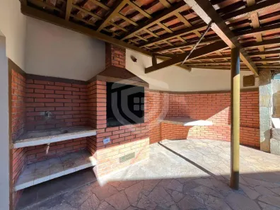 Casa com 4 Quartos para alugar, 180m² no Núcleo Eldorado, Bauru