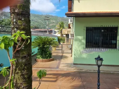Casa com 5 Quartos à venda, 420m² no São Francisco, Niterói