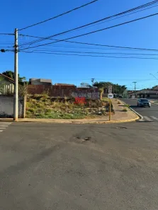 Lote/Terreno à venda, 140m² no Vila Martha, Bauru
