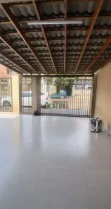 Casa com 3 Quartos à venda, 136m² no Coliseu, Londrina