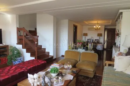 Casa de Condomínio com 3 Quartos à venda, 251m² no Vila Assunção, Porto Alegre