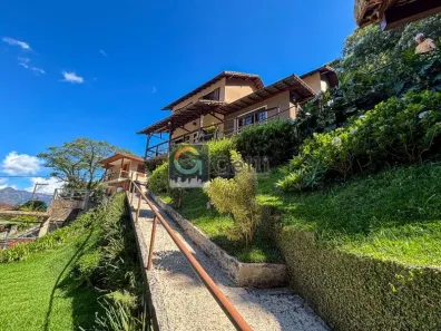 Casa com 4 Quartos à venda, 442m² no Mosela, Petrópolis