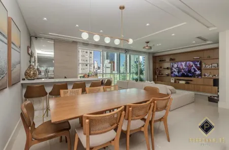Apartamento com 4 Quartos à venda, 160m² no Centro, Balneário Camboriú