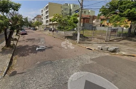 Lote/Terreno com 1 Quarto à venda, 400m² no Floresta, Porto Alegre