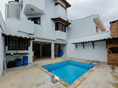 Casa com 4 Quartos à venda, 192m² no Conjunto Residencial Santa Terezinha, São Paulo