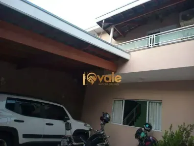 Casa com 3 Quartos à venda, 160m² no Loteamento Villa Branca, Jacareí