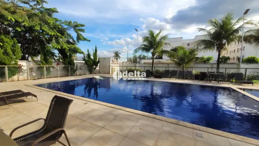 Apartamento com 2 Quartos à venda, 46m² no Jardim Holanda, Uberlândia