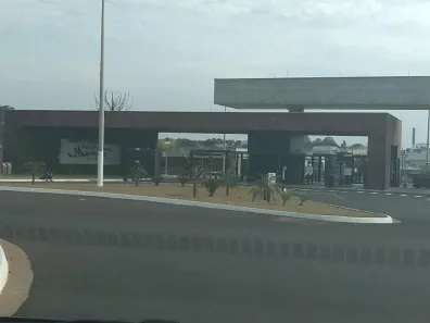 Casa com 3 Quartos para alugar, 240m² no Centro, Marília