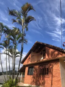 Casa com 2 Quartos à venda, 100m² no Bingen, Petrópolis