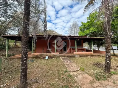 Casa de Condomínio com 3 Quartos à venda, 110m² no Condomínio Miraflores, Hidrolândia