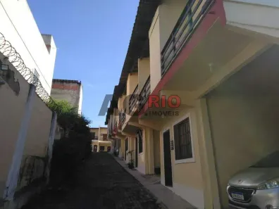 Casa com 2 Quartos à venda, 81m² no Tanque, Rio de Janeiro