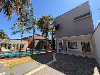 Sobrado com 3 Quartos à venda, 300m² no Plano Diretor Sul, Palmas