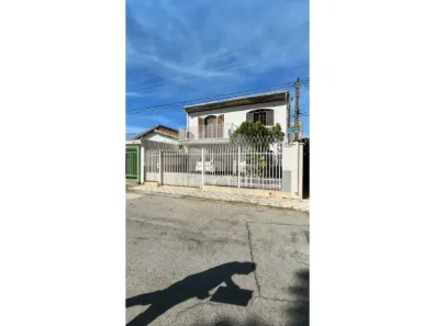 Sobrado com 3 Quartos à venda, 225m² no Jardim Neusa Maria, Taubaté