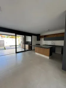 Casa com 3 Quartos à venda, 200m² no Camboinhas, Niterói