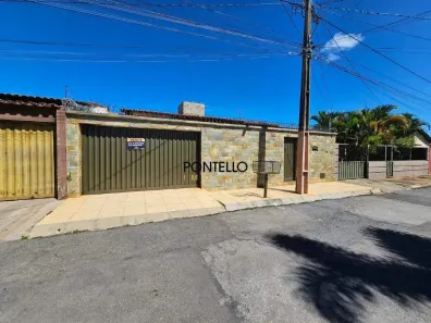 Casa com 4 Quartos à venda, 205m² no Emília, Sete Lagoas