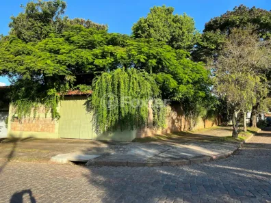 Casa com 4 Quartos à venda, 397m² no Chácara das Pedras, Porto Alegre