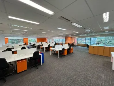 Sala Comercial para alugar, 800m² no Cidade Monções, São Paulo