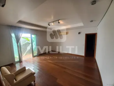 Casa com 3 Quartos à venda, 323m² no Morada da Colina, Uberlândia