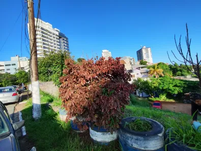 Lote/Terreno à venda, 980m² no Imbetiba, Macaé