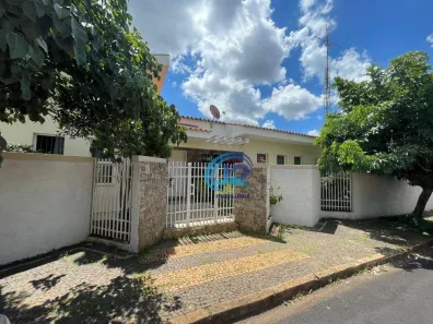 Casa com 3 Quartos à venda, 278m² no Jardim Luciana, Santo Antônio de Posse