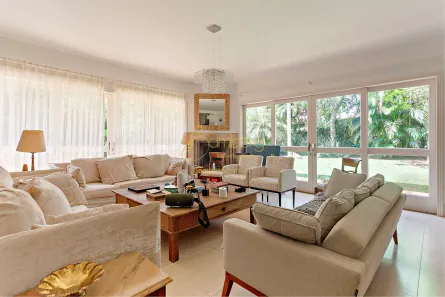 Casa com 4 Quartos à venda, 318m² no Interlagos, São Paulo