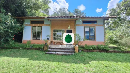 Fazenda/Sítio com 3 Quartos à venda, 342m² no Santa Luzia, Sapucaí-Mirim