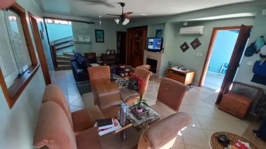 Casa com 5 Quartos à venda, 283m² no Centro, Pelotas