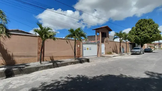 Casa de Condomínio com 3 Quartos à venda, 83m² no Passaré, Fortaleza