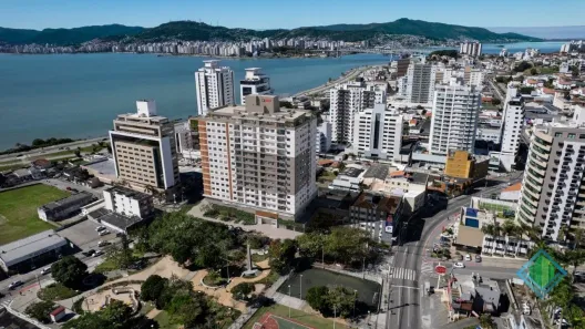 Apartamento com 2 Quartos à venda, 74m² no Estreito, Florianópolis