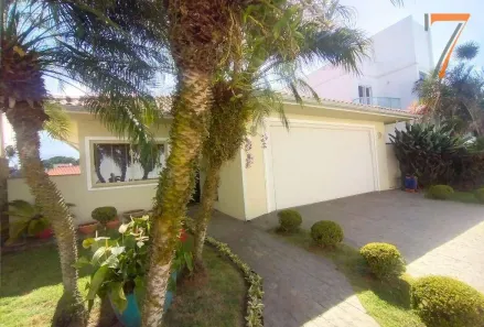 Casa de Condomínio com 4 Quartos à venda, 270m² no Coqueiros, Florianópolis