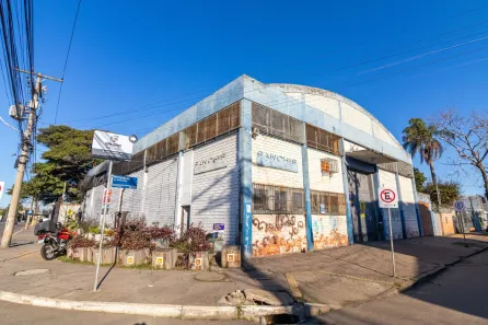 Galpão/Depósito/Armazém para alugar, 550m² no Navegantes, Porto Alegre