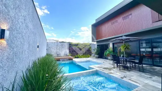 Casa de Condomínio com 3 Quartos à venda, 293m² no Jardins França, Goiânia