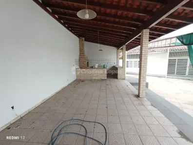 Casa com 4 Quartos à venda, 650m² no Planalto, Teresina