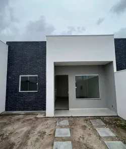 Casa com 2 Quartos à venda, 56m² no Centro, Feira de Santana