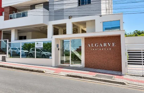 Apartamento com 3 Quartos à venda, 111m² no Praia Comprida, São José