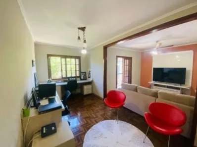 Casa com 4 Quartos à venda, 213m² no Hípica, Porto Alegre