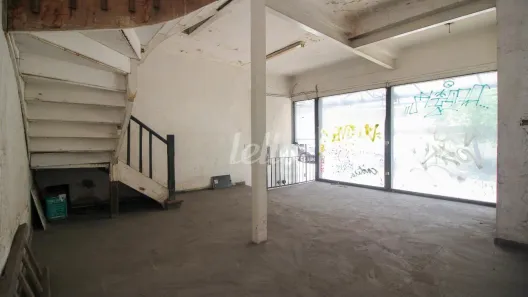 Ponto Comercial para alugar, 215m² no Pinheiros, São Paulo