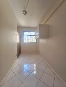 Apartamento com 3 Quartos para alugar, 190m² no Batista Campos, Belém