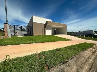Casa de Condomínio com 3 Quartos à venda, 160m² no Triângulo, Porto Velho