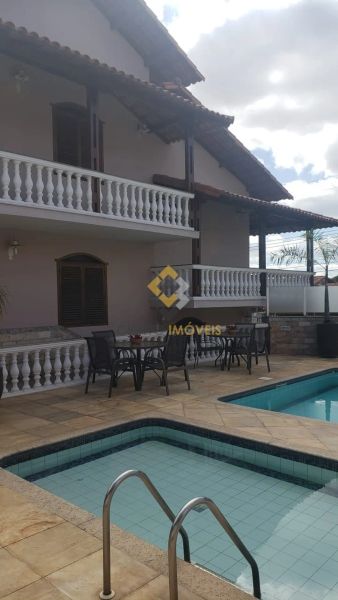 Casa com 5 quartos — Santa Branca, Belo Horizonte